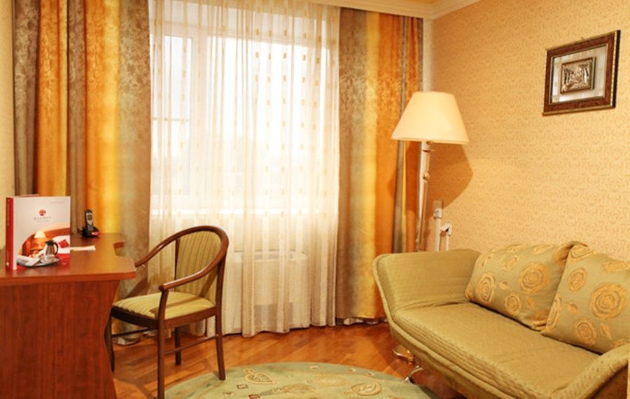 Azimut Hotel Astrakhan Ngoại thất bức ảnh