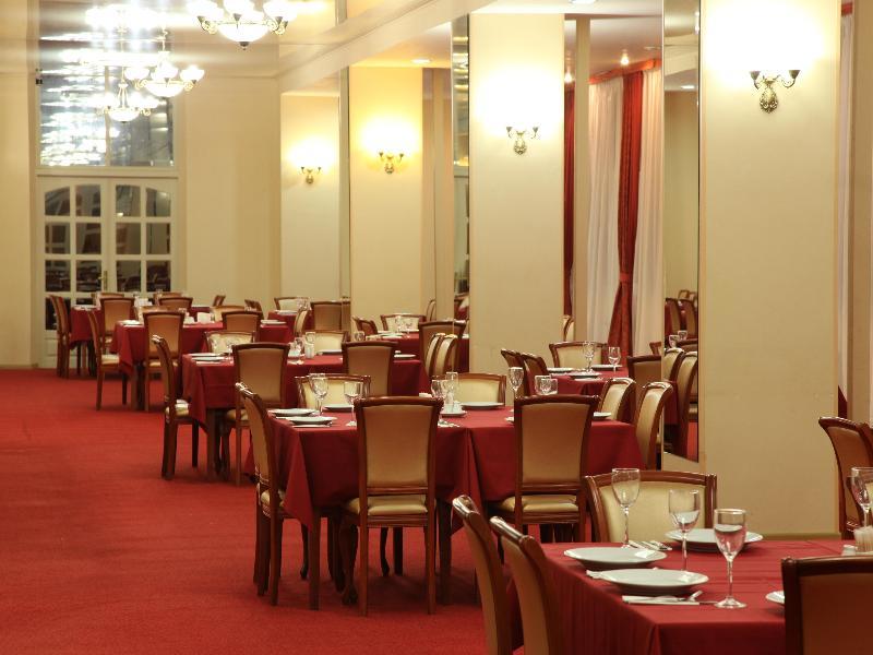 Azimut Hotel Astrakhan Ngoại thất bức ảnh